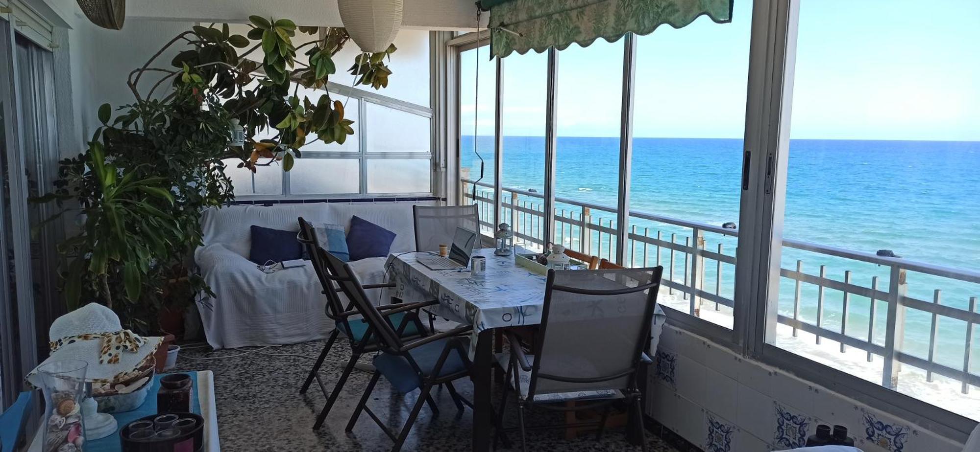 Sunset Room At Front Beach - Habitacion En La Playa Piso Privado Tavernes de Valldigna Exterior photo